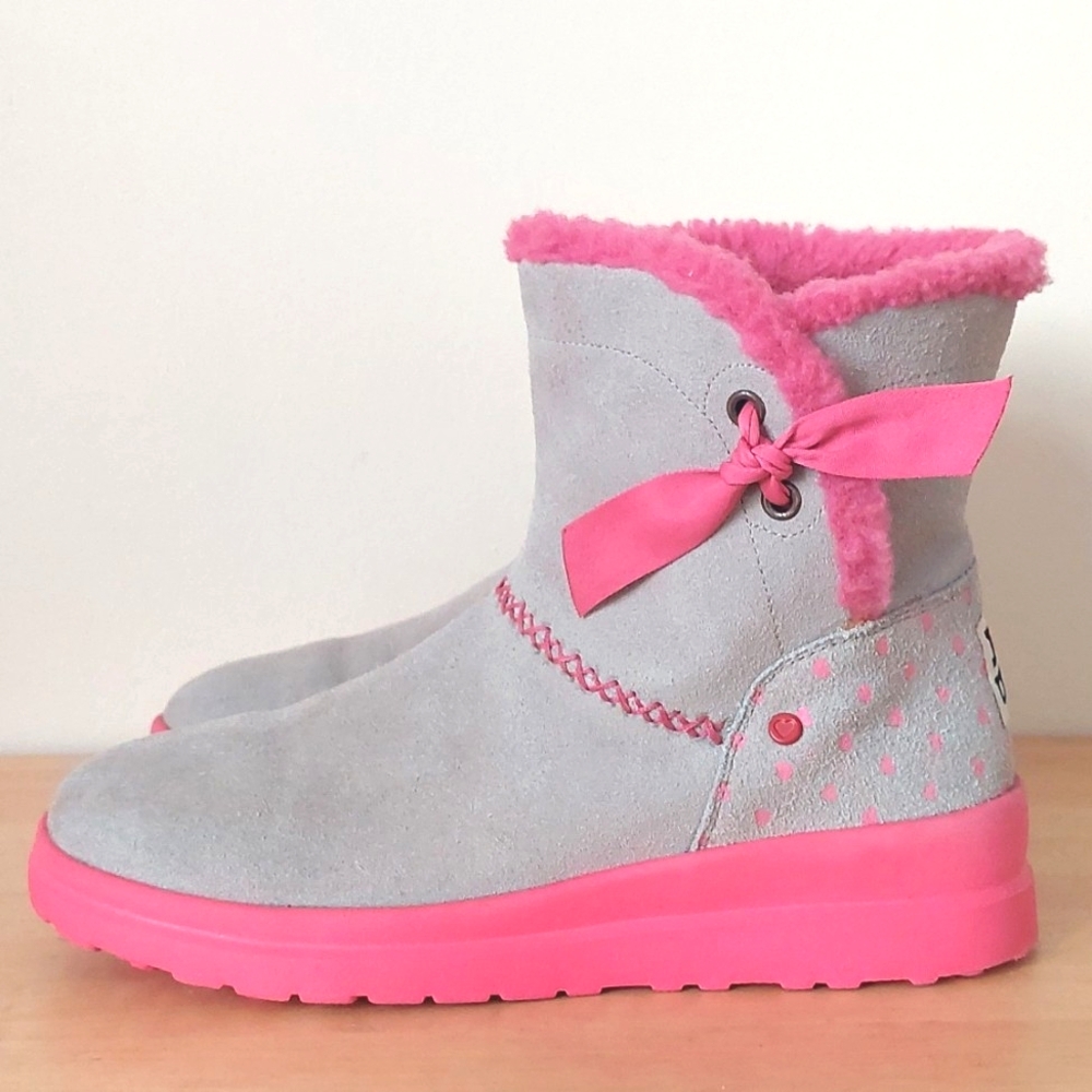 UGG light grey suede pink sherpa lining boots